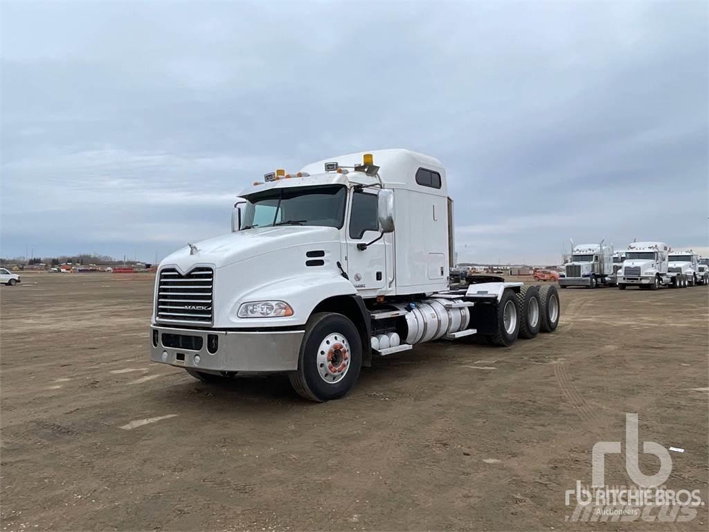 Mack CXU614 Влекачи