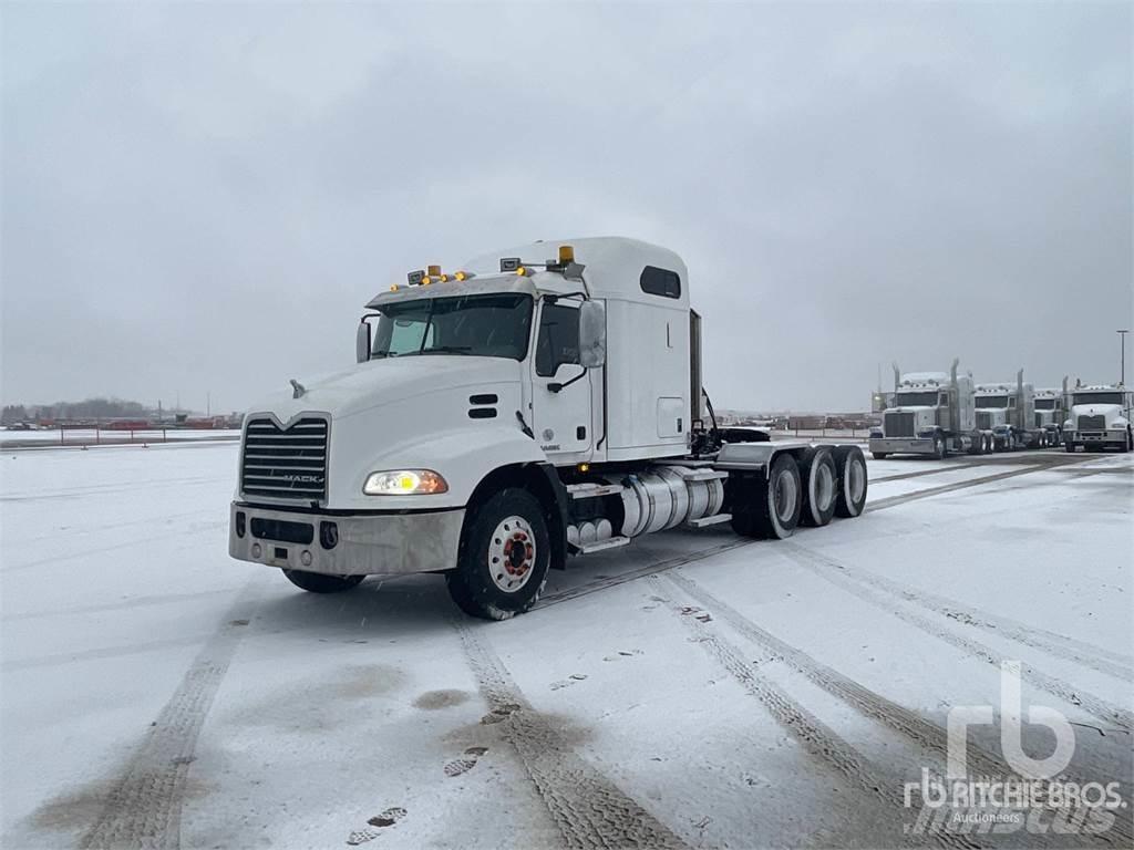 Mack CXU614 Влекачи