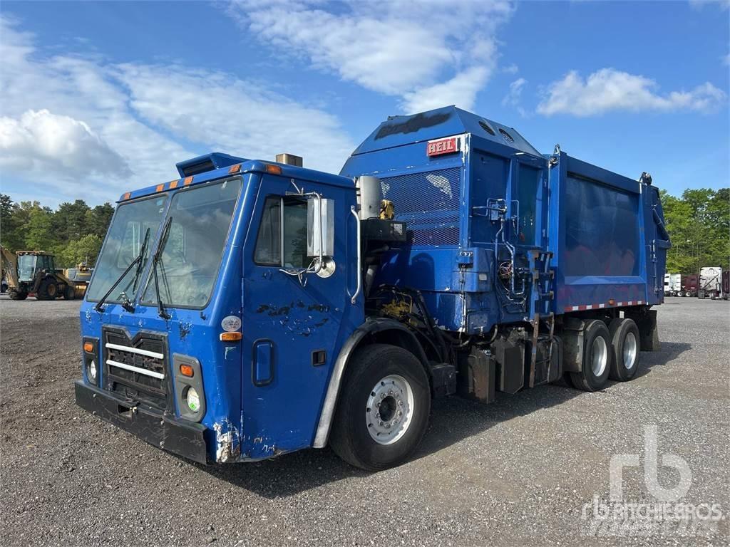 Mack LEU613 Камиони за отпадъци