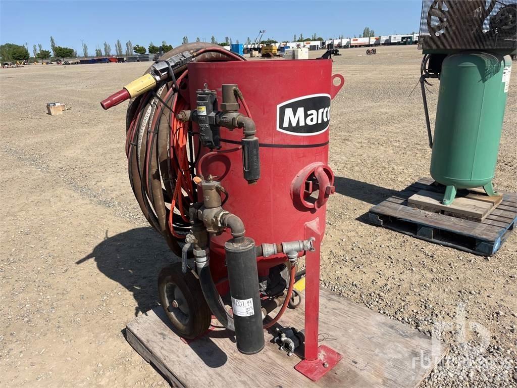 Marco M25025 Разстилачки на пясък и сол