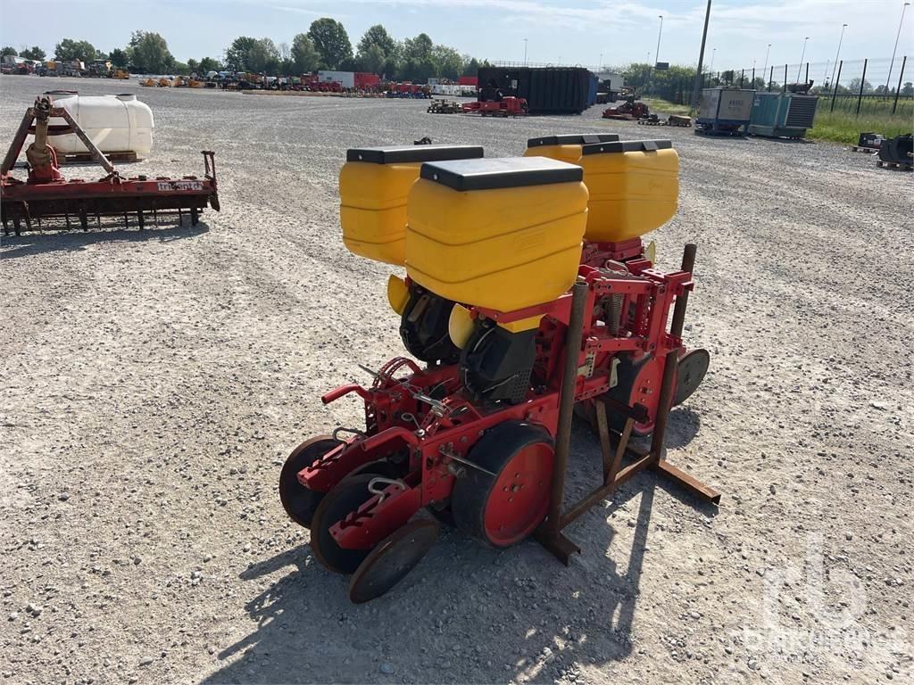 MaterMacc 8230 Сеялки