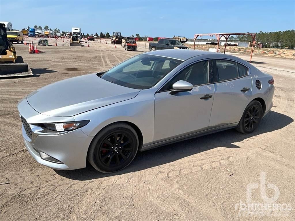 Mazda 3 Коли