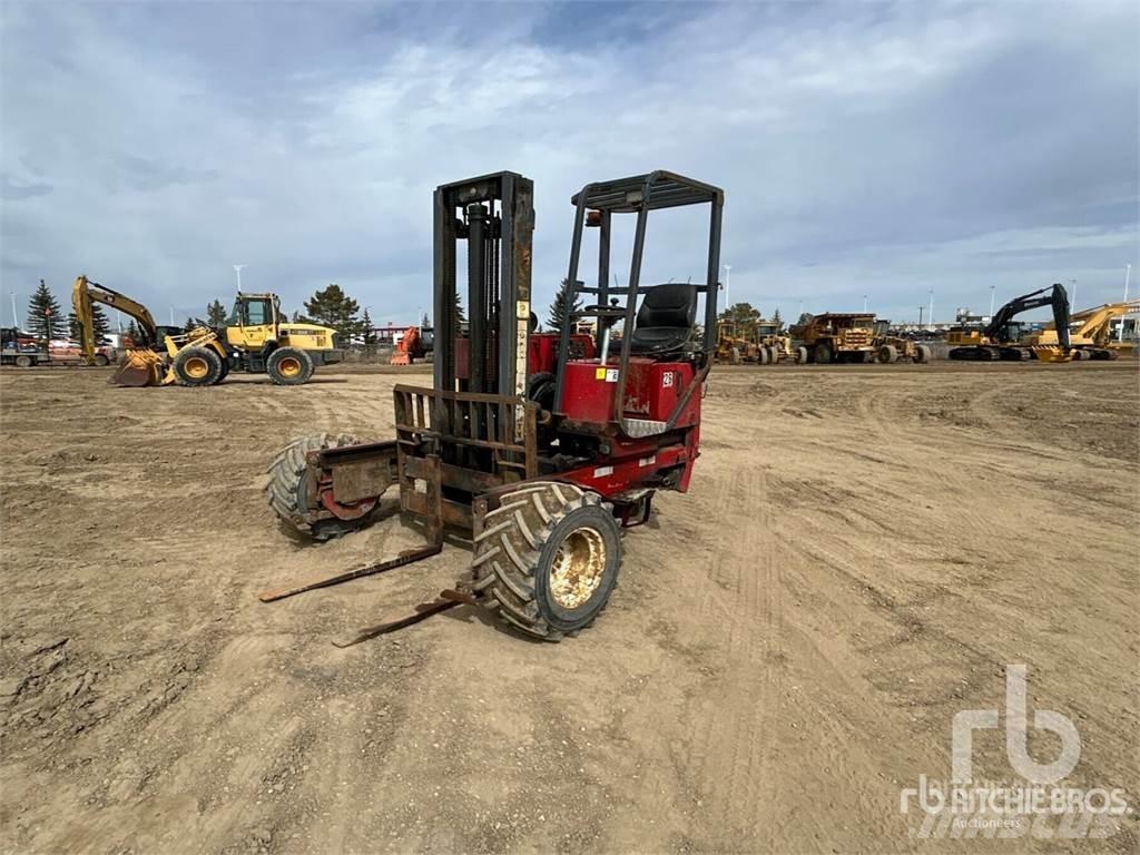 Moffett M5000 Камиони за херавни местности