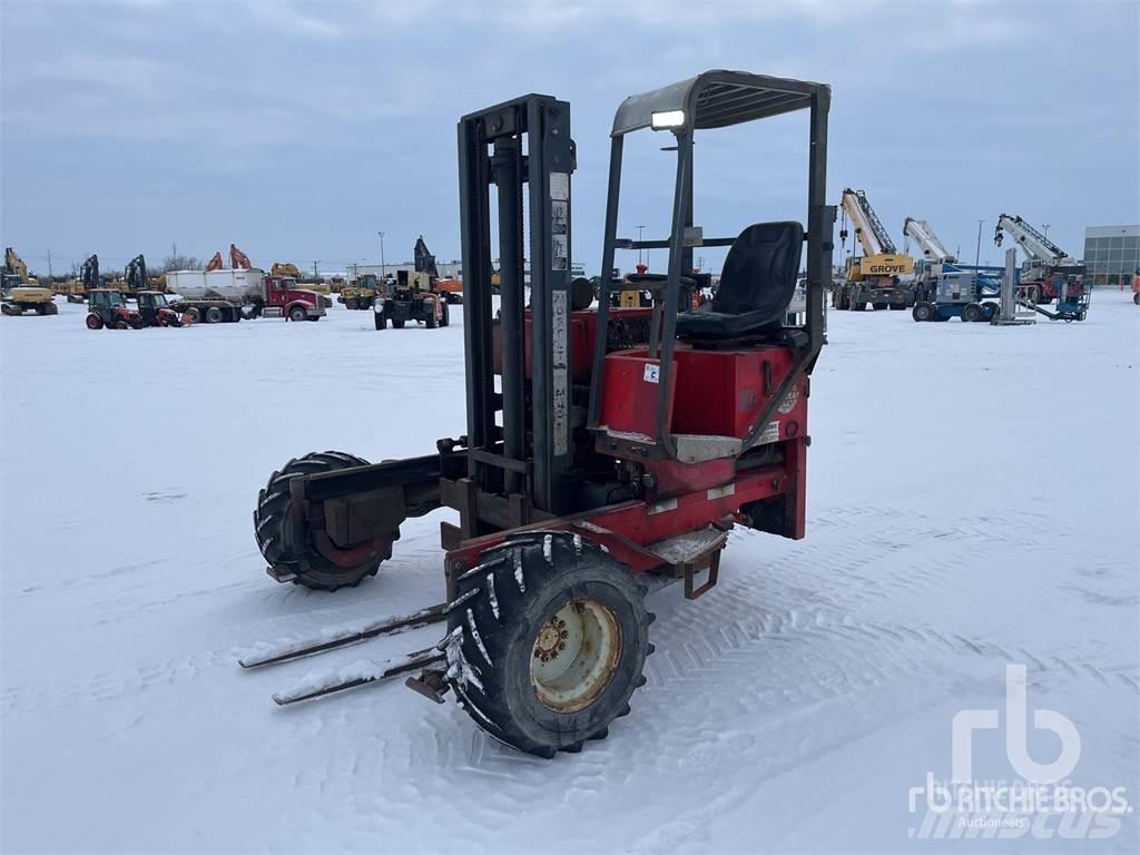 Moffett M5000 Камиони за херавни местности