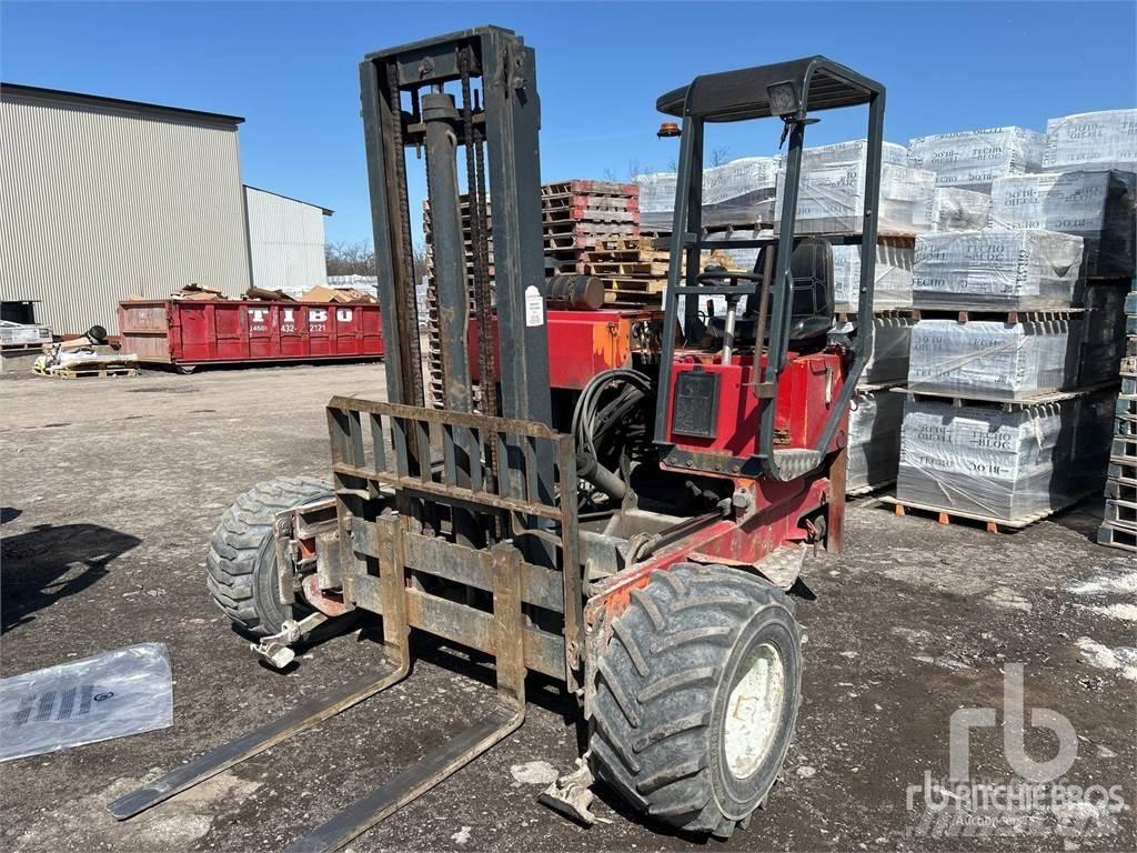 Moffett M5000 Камиони за херавни местности