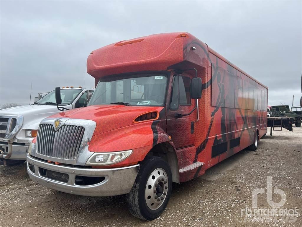 Navistar PC505 Междуградски автобуси