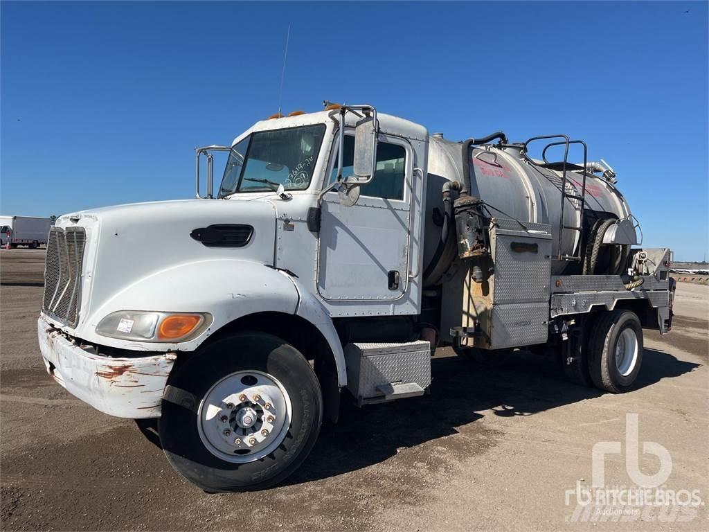 Peterbilt 335 Комби / вакуум камиони
