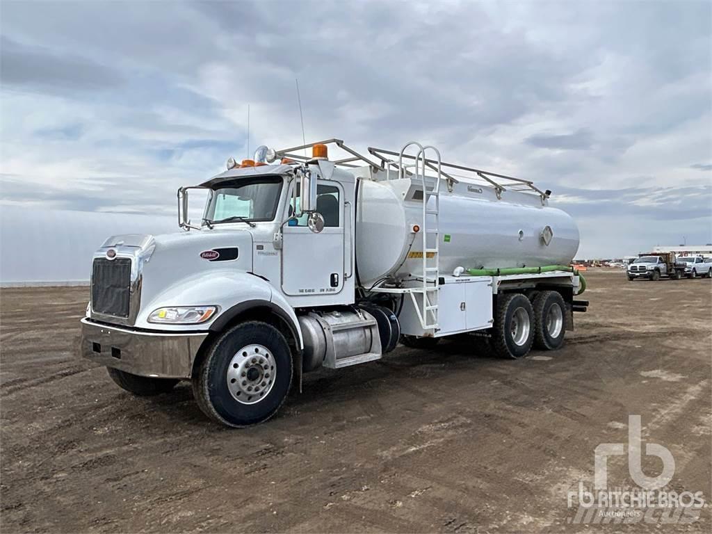 Peterbilt 348 Цистерни за вода
