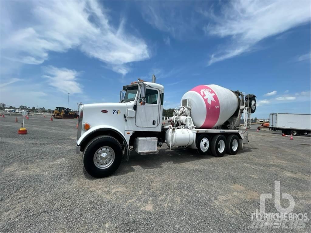 Peterbilt 365 Автобетоновози
