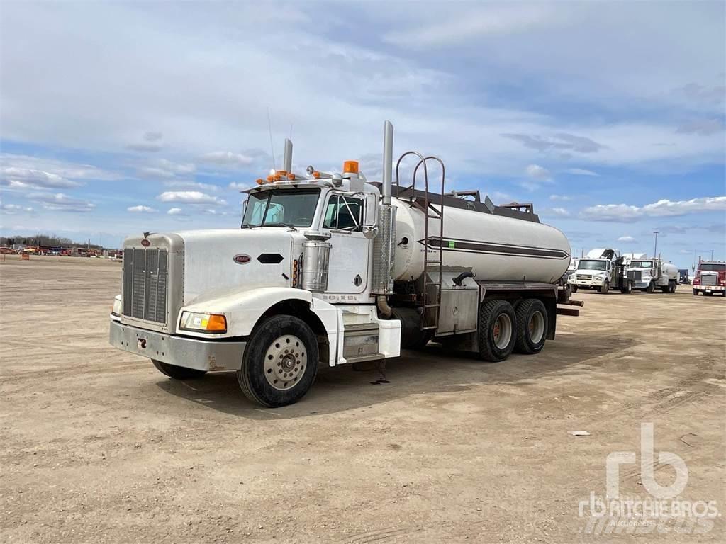Peterbilt 377 Цистерни за вода
