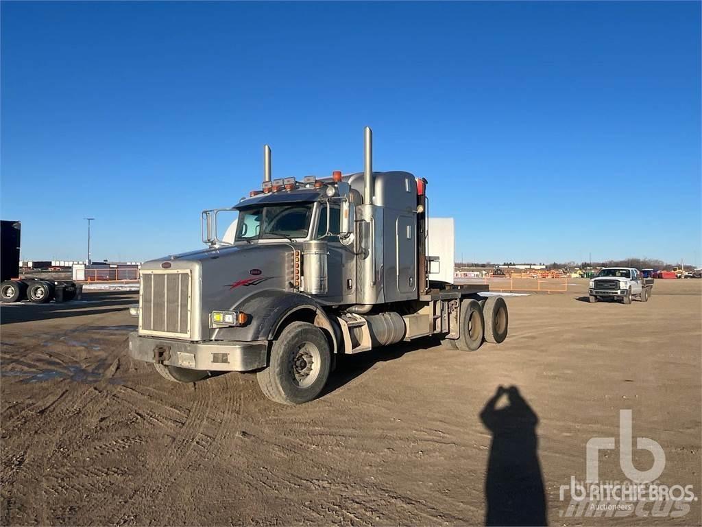 Peterbilt 378 Бордови камион / автолебедка