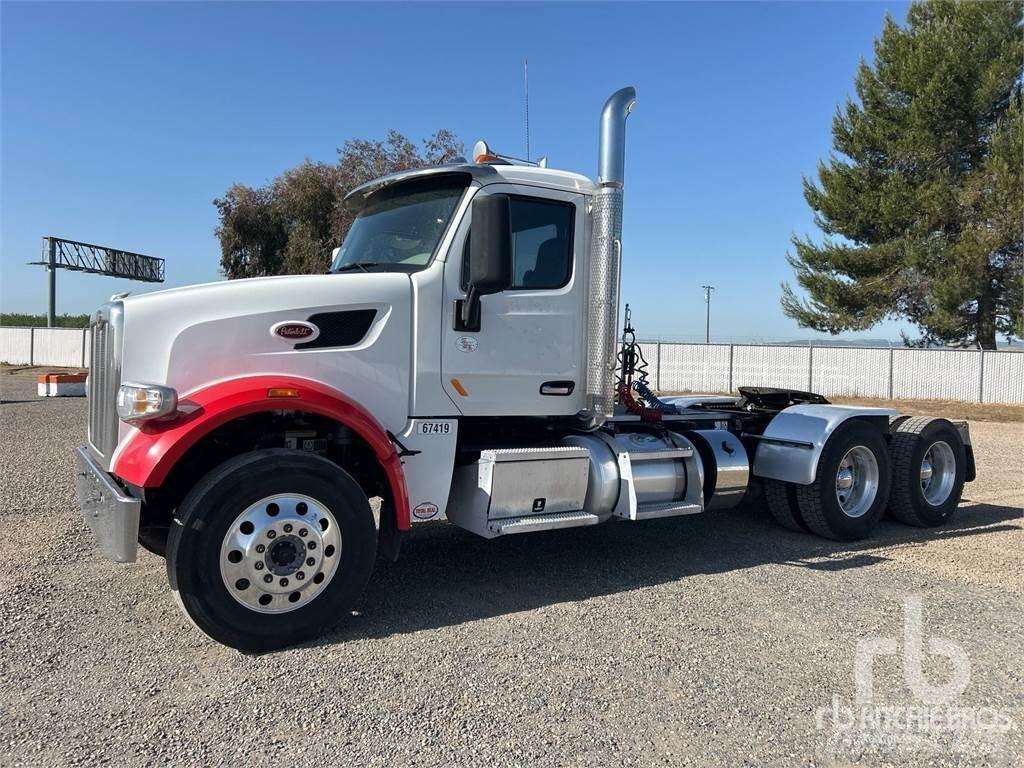 Peterbilt 567 Влекачи