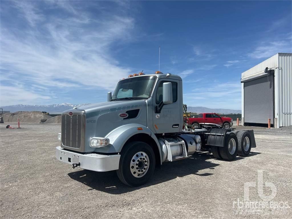 Peterbilt 567 Влекачи