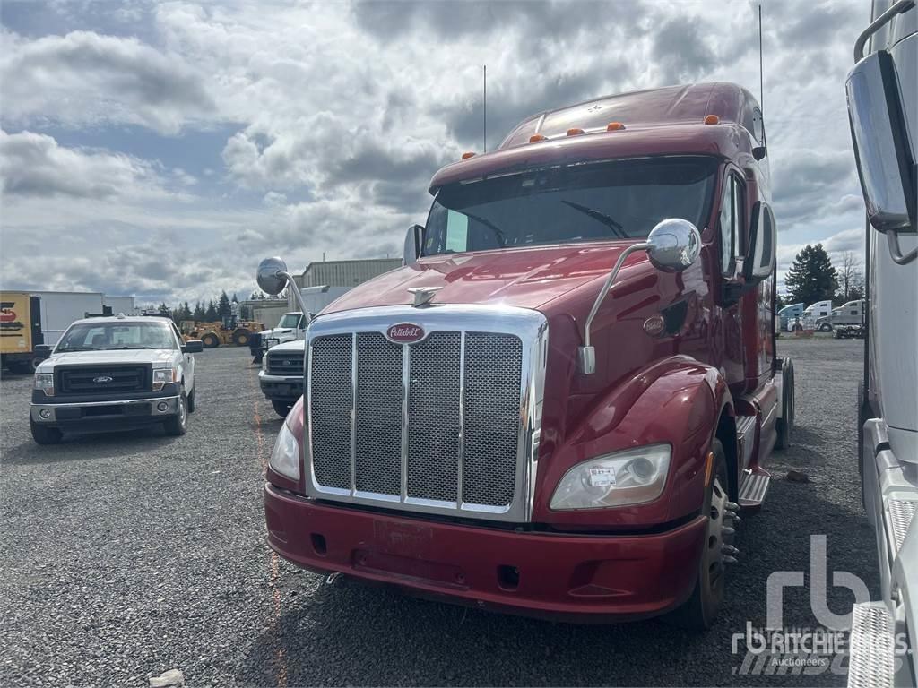 Peterbilt 587 Влекачи
