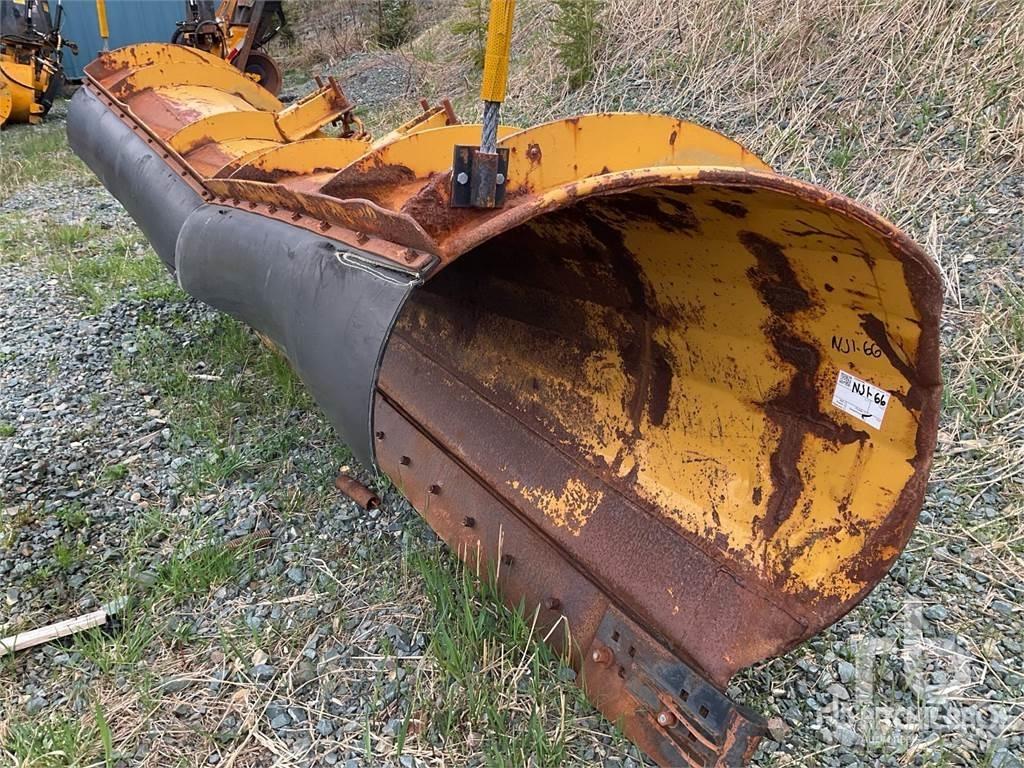  R132TM-CUSTOM Други пътни машини и машини за сняг