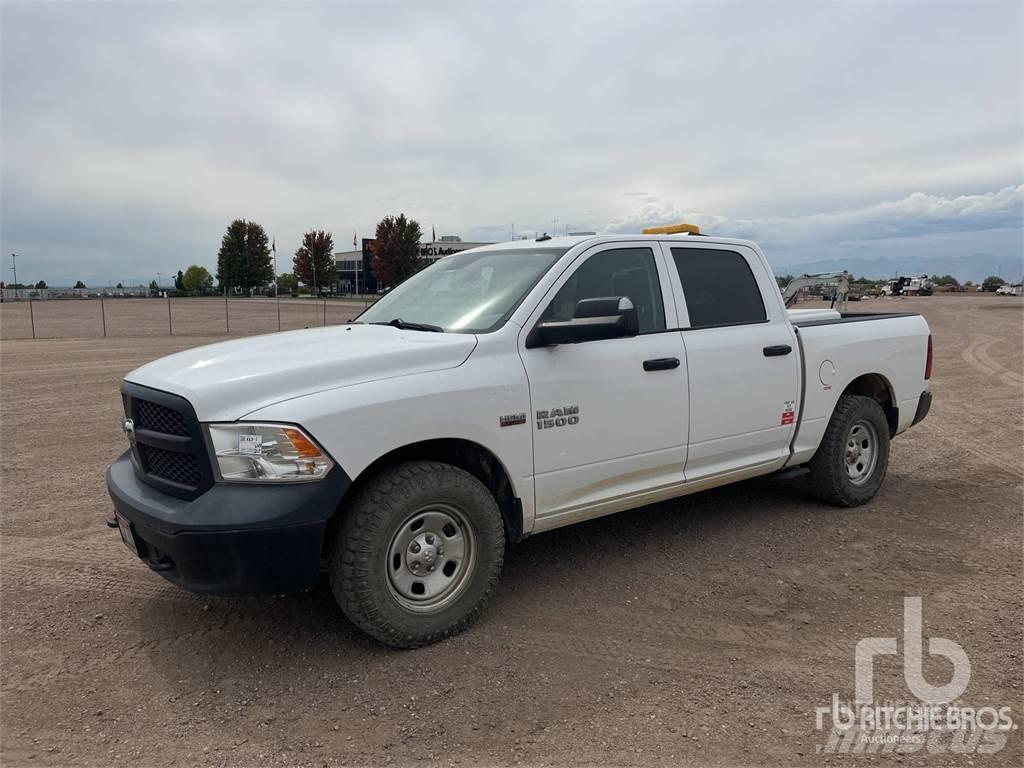 RAM 1500 Пикапи