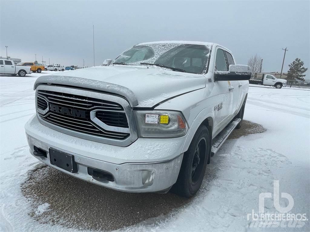 RAM 1500 Пикапи