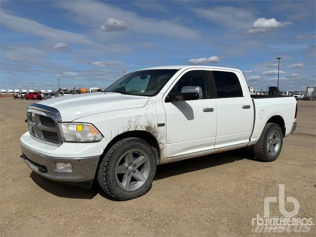 RAM 1500 Пикапи