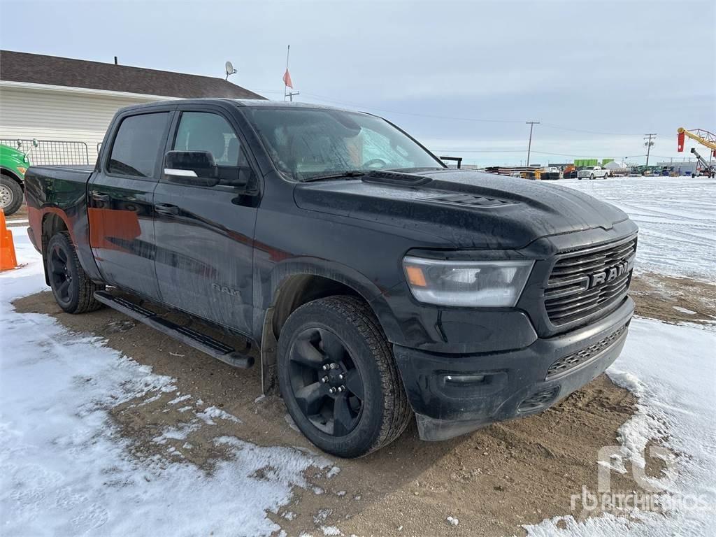 RAM 1500 Пикапи