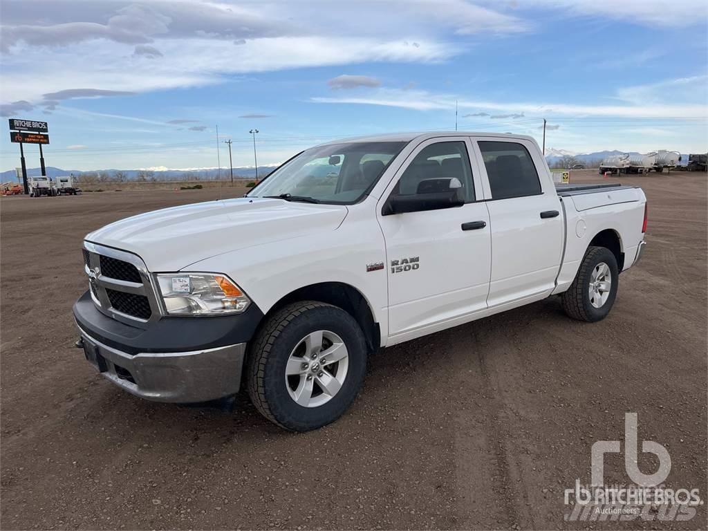 RAM 1500 Пикапи