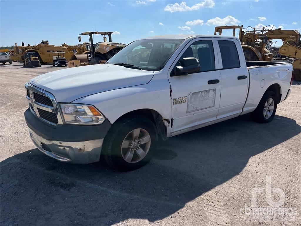 RAM 1500 Пикапи