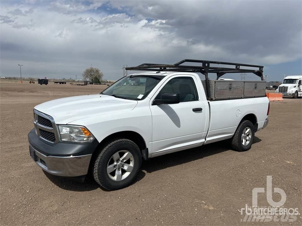 RAM 1500 Пикапи