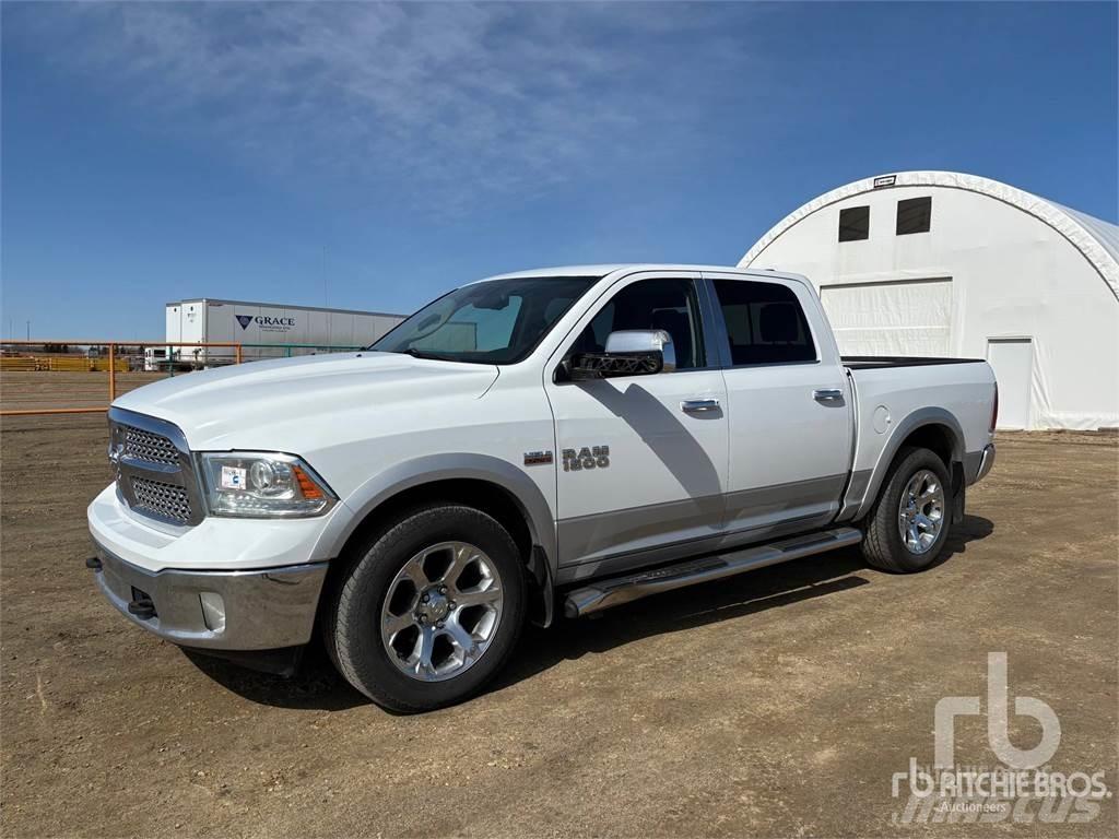 RAM 1500 Пикапи