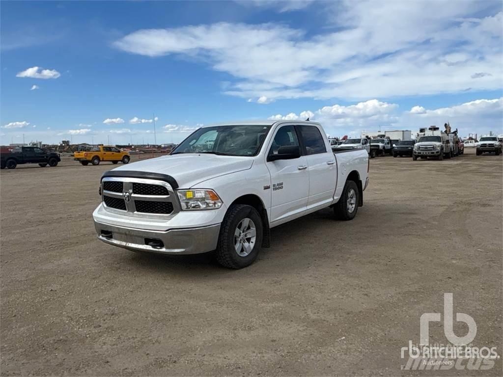 RAM 1500 Пикапи