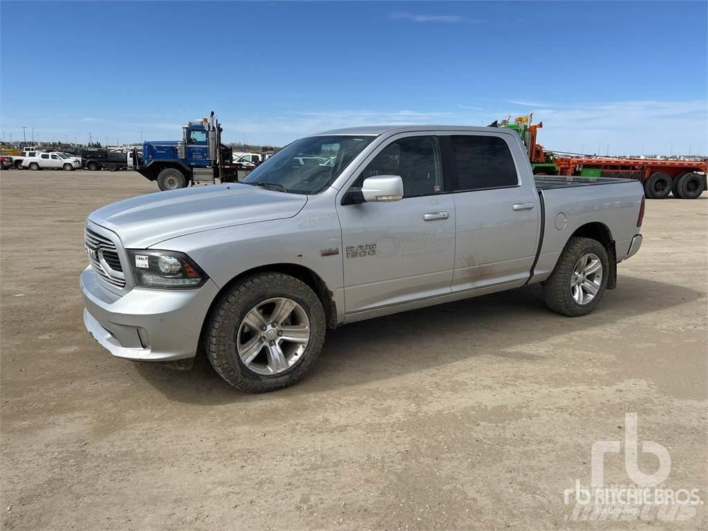 RAM 1500 Пикапи