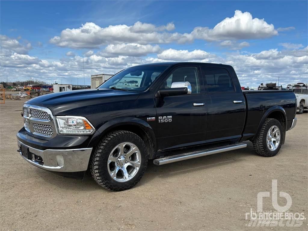 RAM 1500 Пикапи