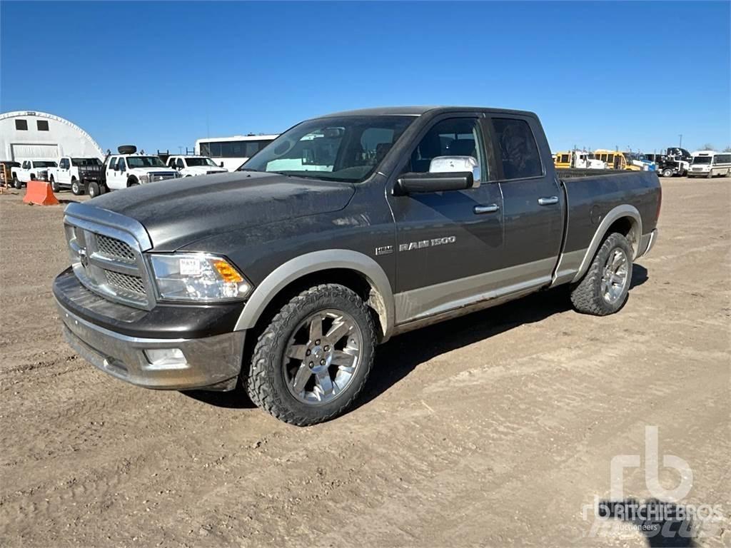RAM 1500 Пикапи