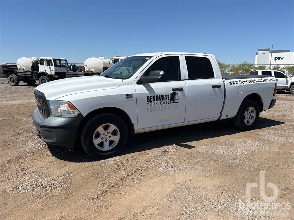 RAM 1500 Пикапи