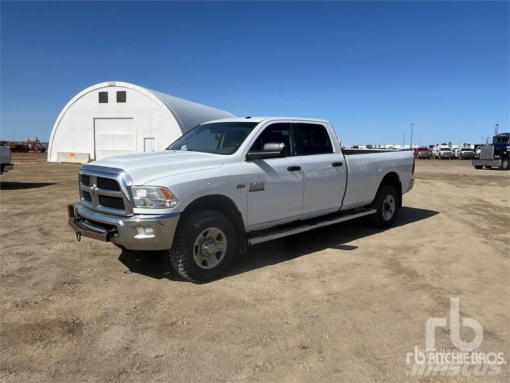 RAM 2500 Пикапи