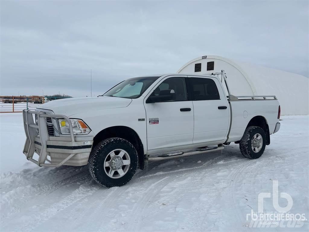 RAM 2500 Пикапи