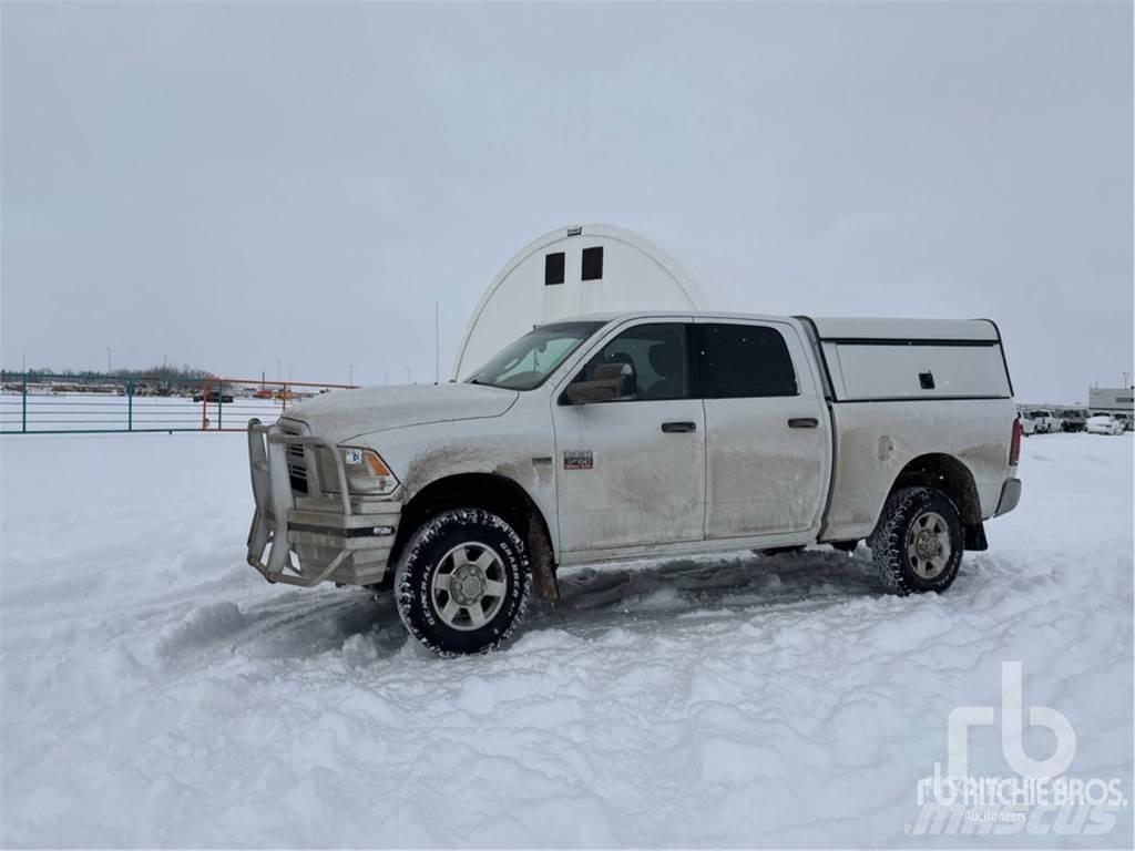 RAM 2500 Пикапи