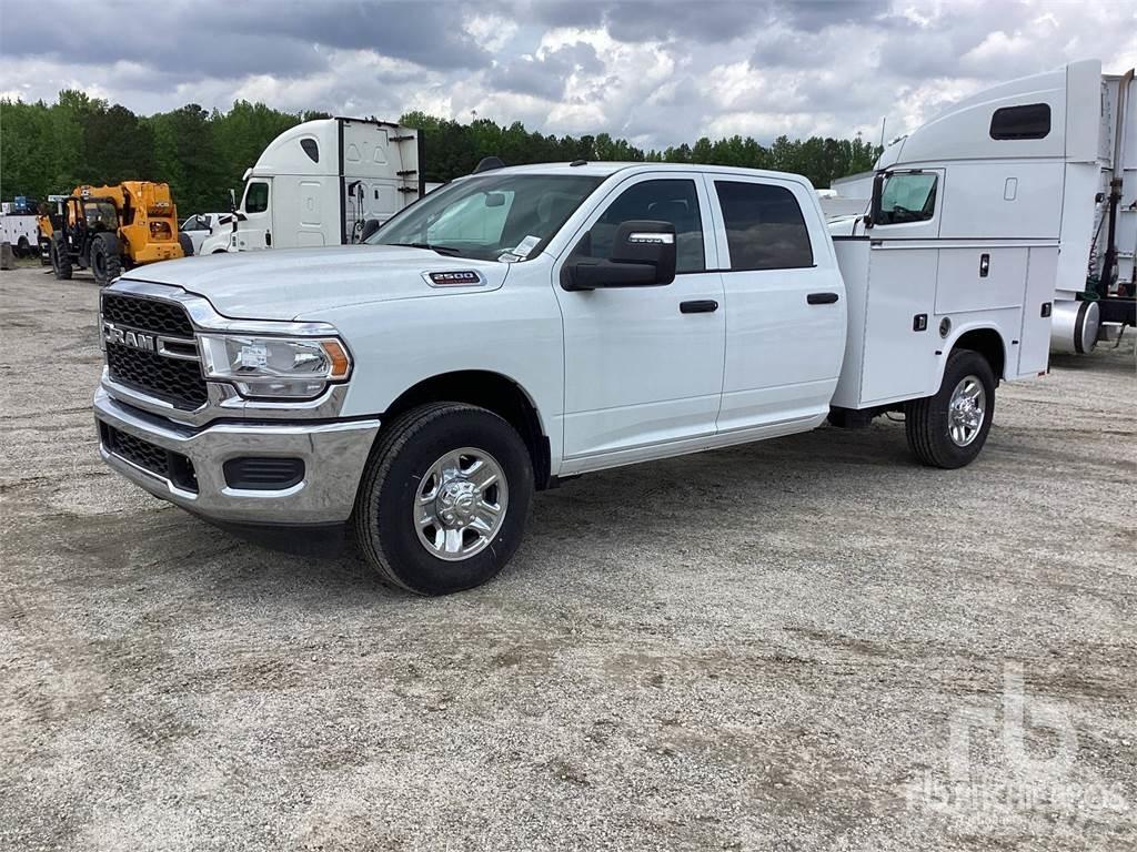 RAM 2500 Общински/универсални превозни средства
