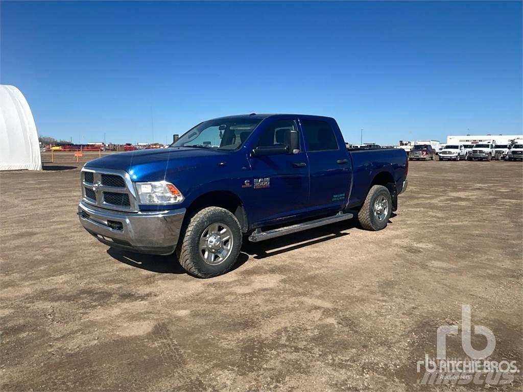 RAM 3500 Пикапи