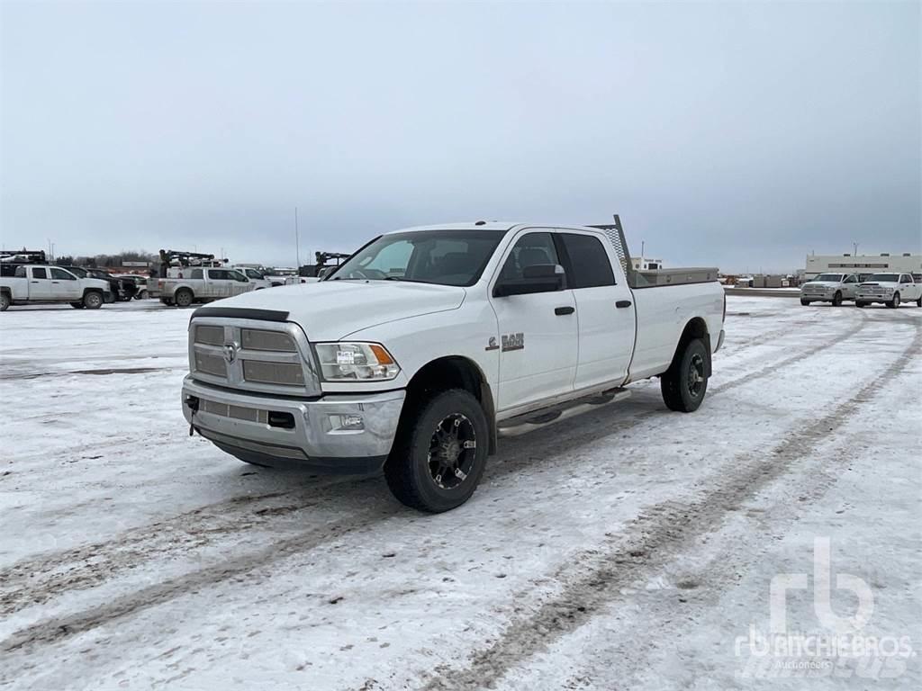 RAM 3500 Пикапи