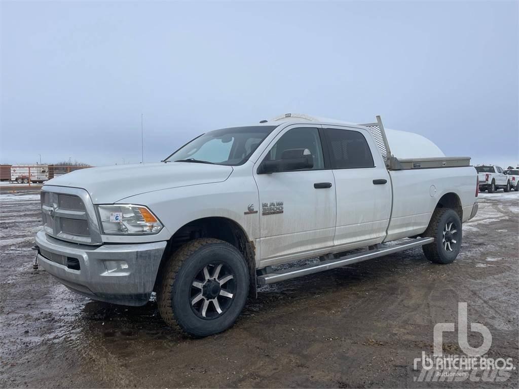 RAM 3500 Пикапи