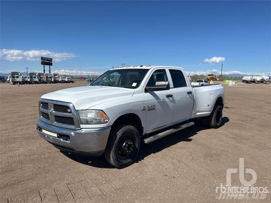 RAM 3500 Пикапи