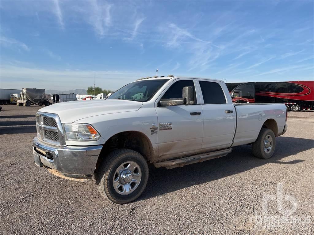 RAM 3500 Пикапи