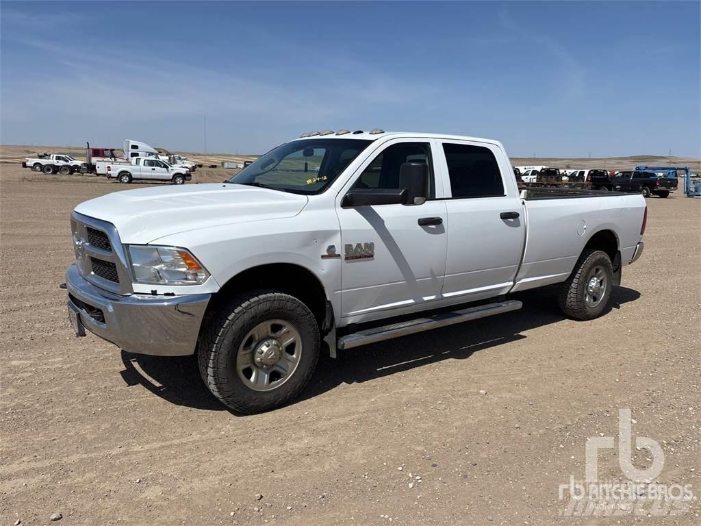 RAM 3500 Пикапи