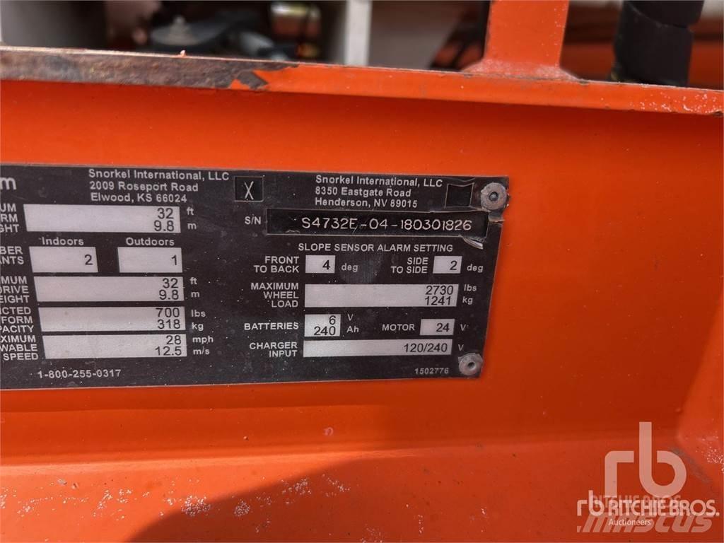 Snorkel S4732E Ножични работни платформи