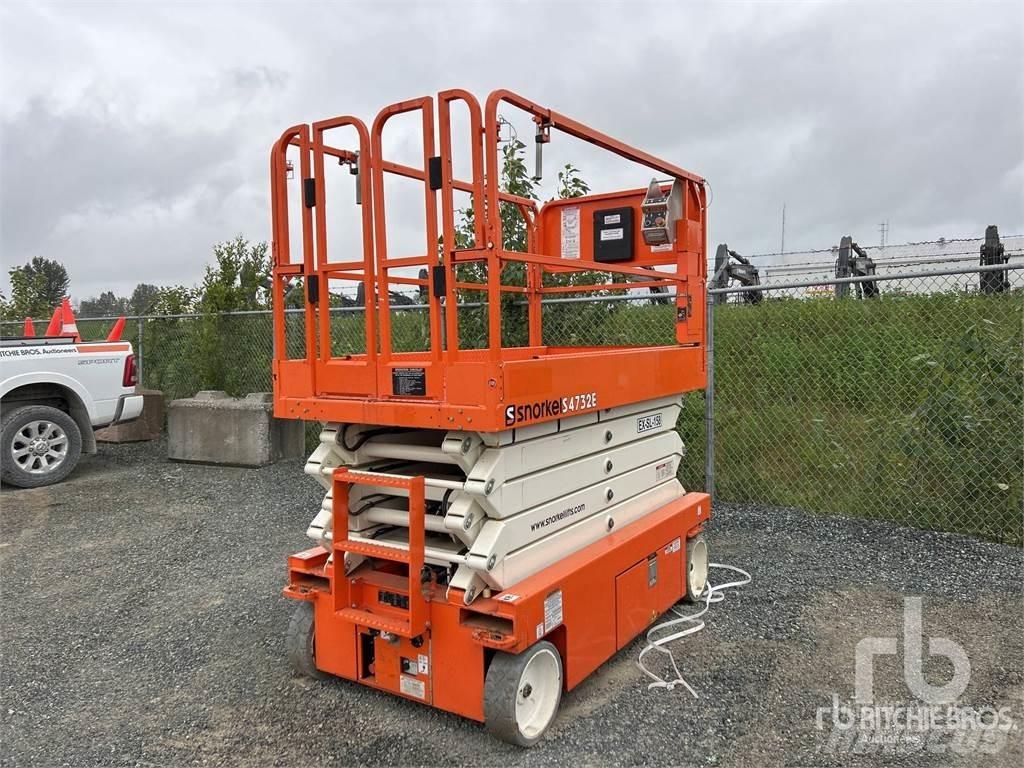 Snorkel S4732E Ножични работни платформи