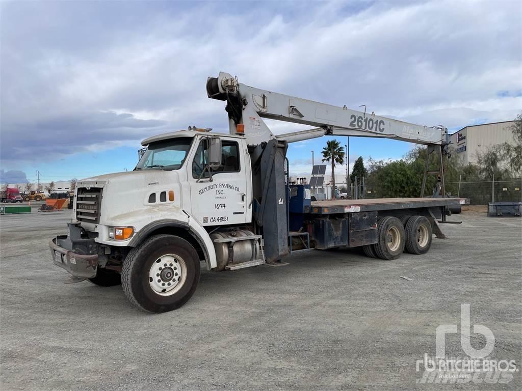 Sterling L7500 Автокранове