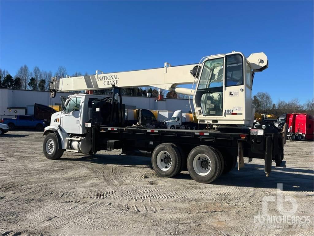 Sterling L7500 Автокранове