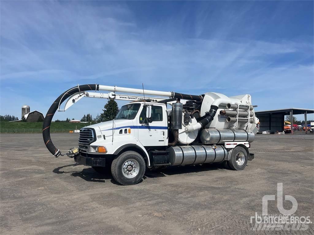 Sterling L8500 Комби / вакуум камиони
