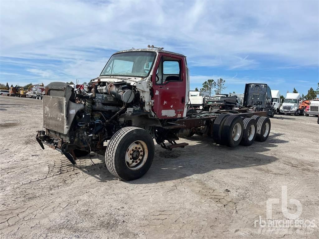 Sterling L9500 Шаси кабини