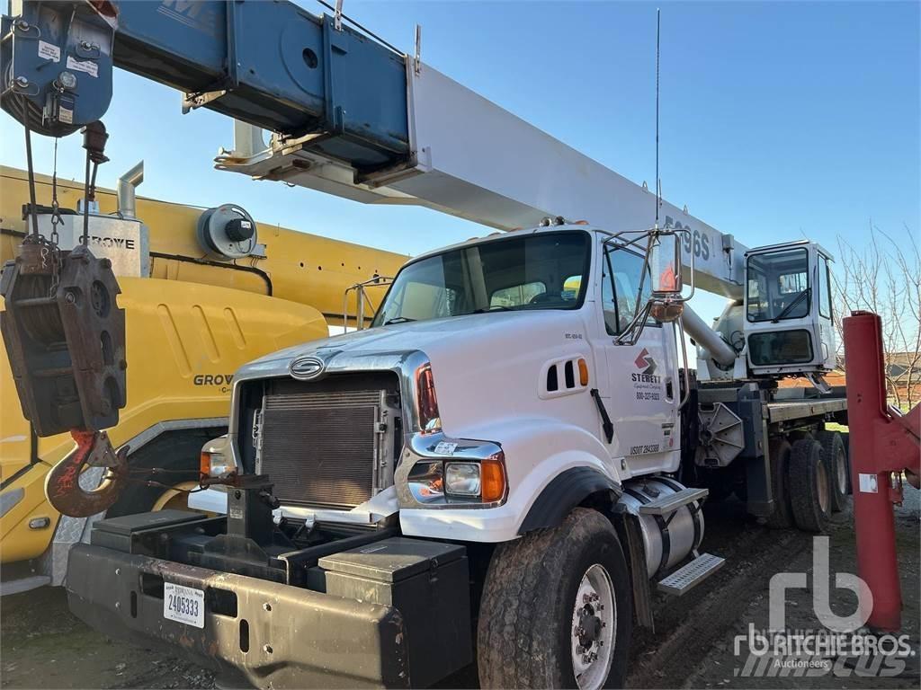 Sterling L9500 Автокранове