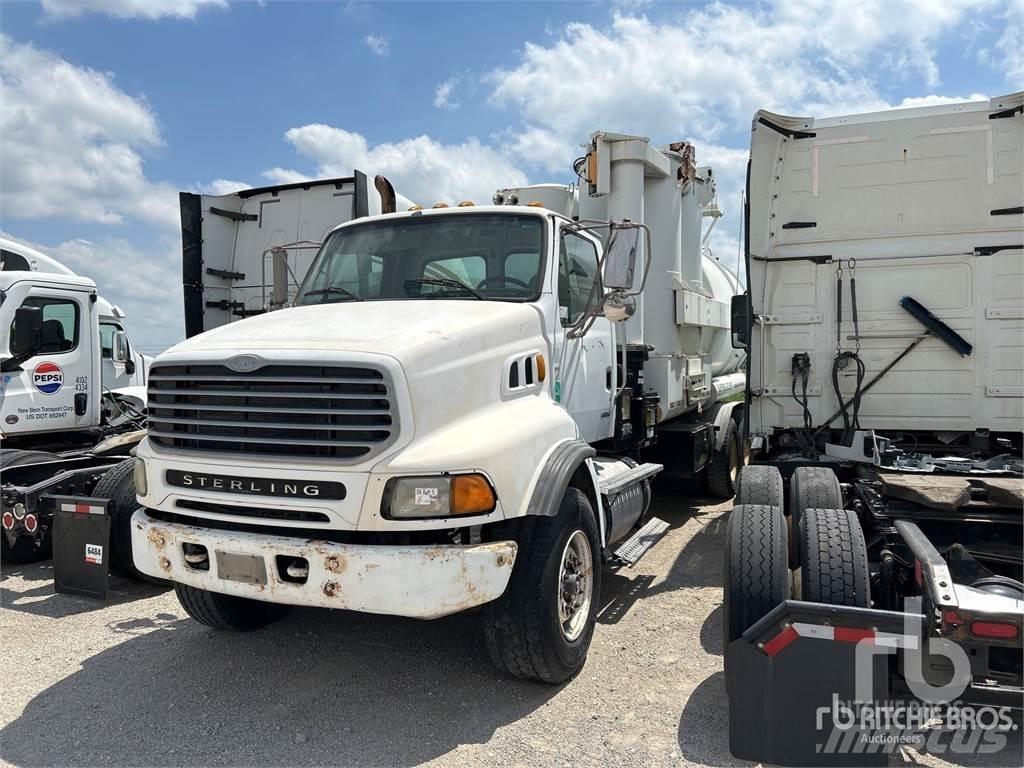 Sterling L9500 Комби / вакуум камиони
